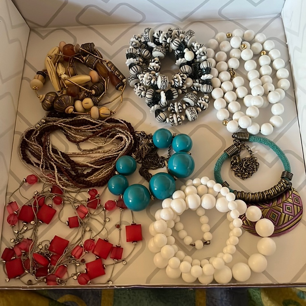 Costume Jewelry Necklace Bundle